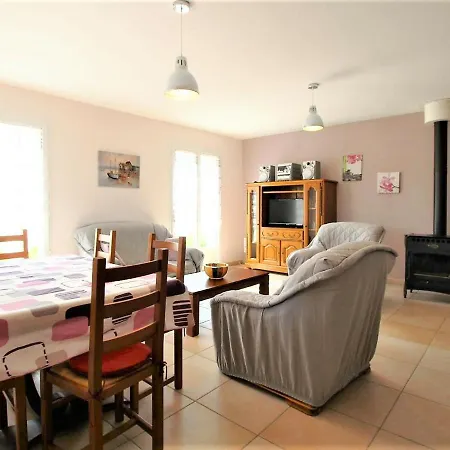 Ferienhaus Esquiule, 4 Pieces, 6 Personnes - Fr-1-384-359 Esquiule